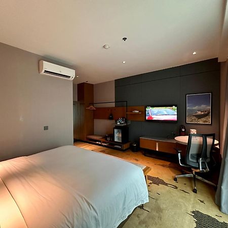 King Park Hotel Kota Kinabalu Bagian luar foto
