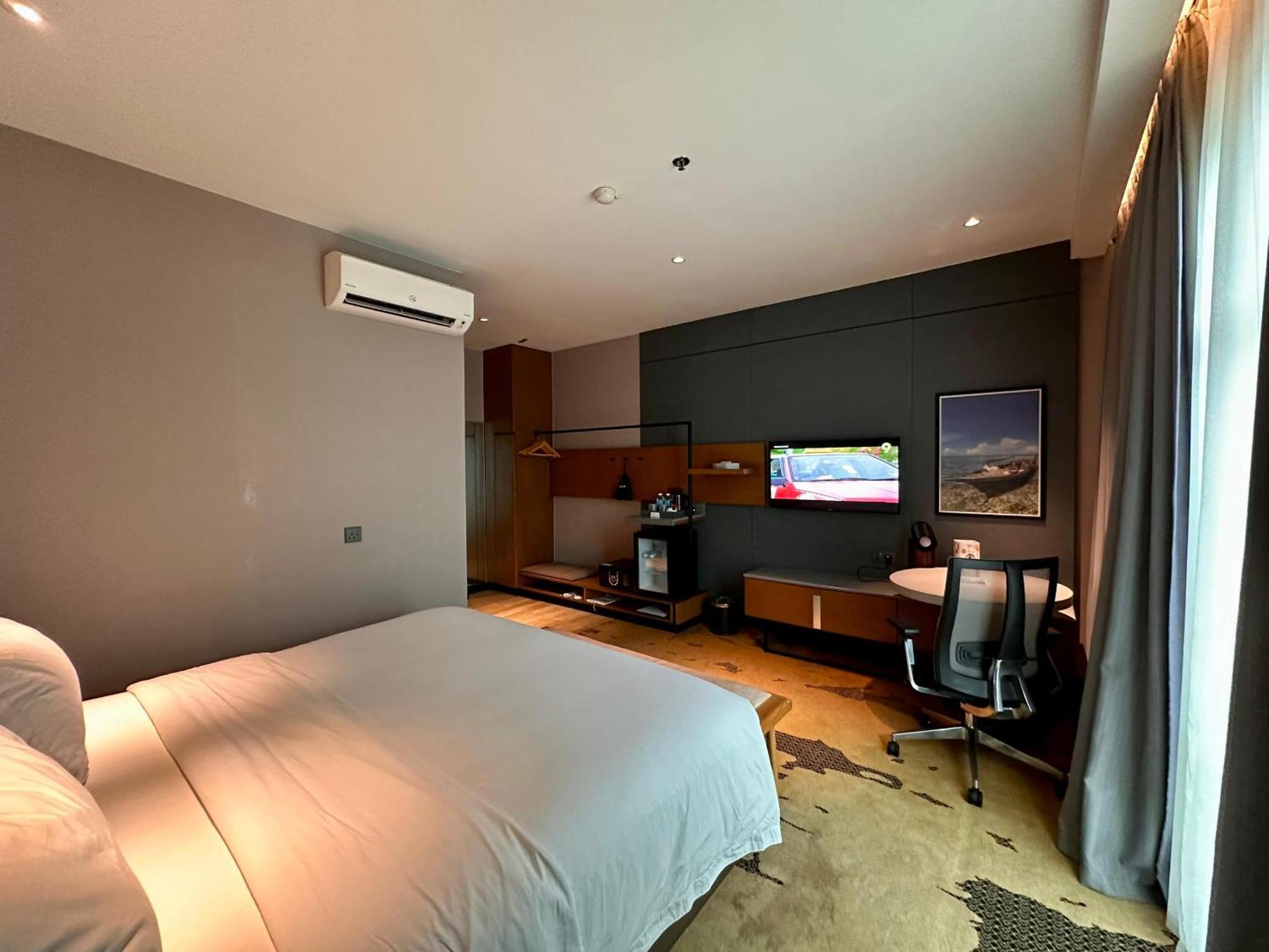 King Park Hotel Kota Kinabalu Bagian luar foto