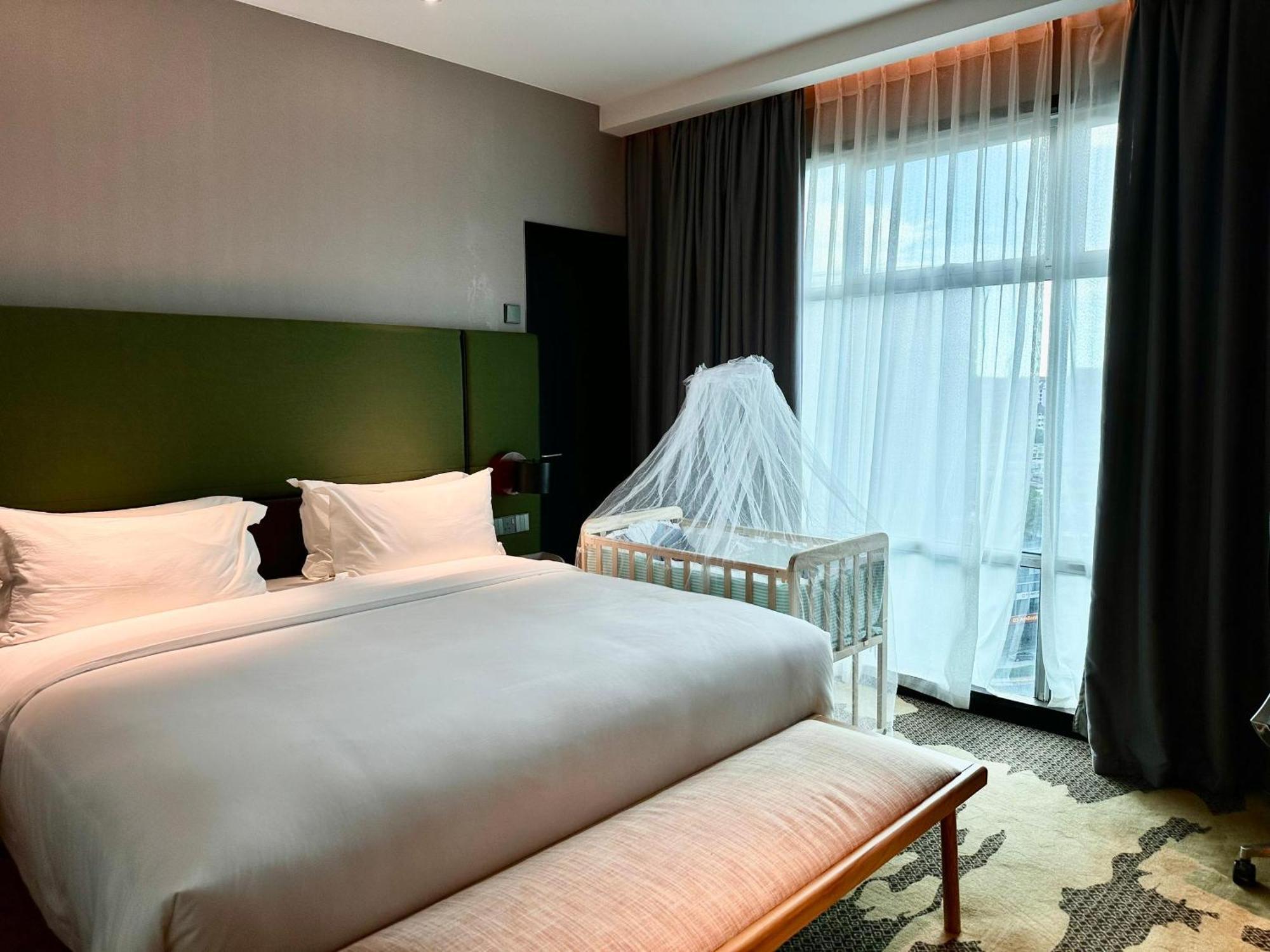 King Park Hotel Kota Kinabalu Bagian luar foto